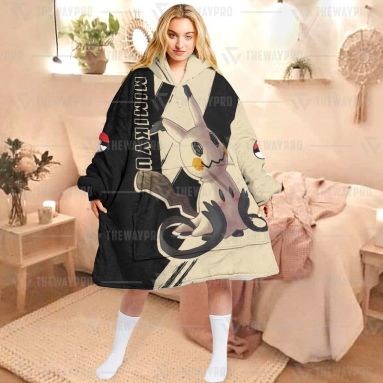 Pokemon-Mimikyu-Fleece-Hoodie-Blanket-1