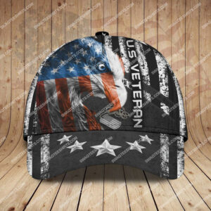United States Veteran Eagle With American Flag Classic Cap